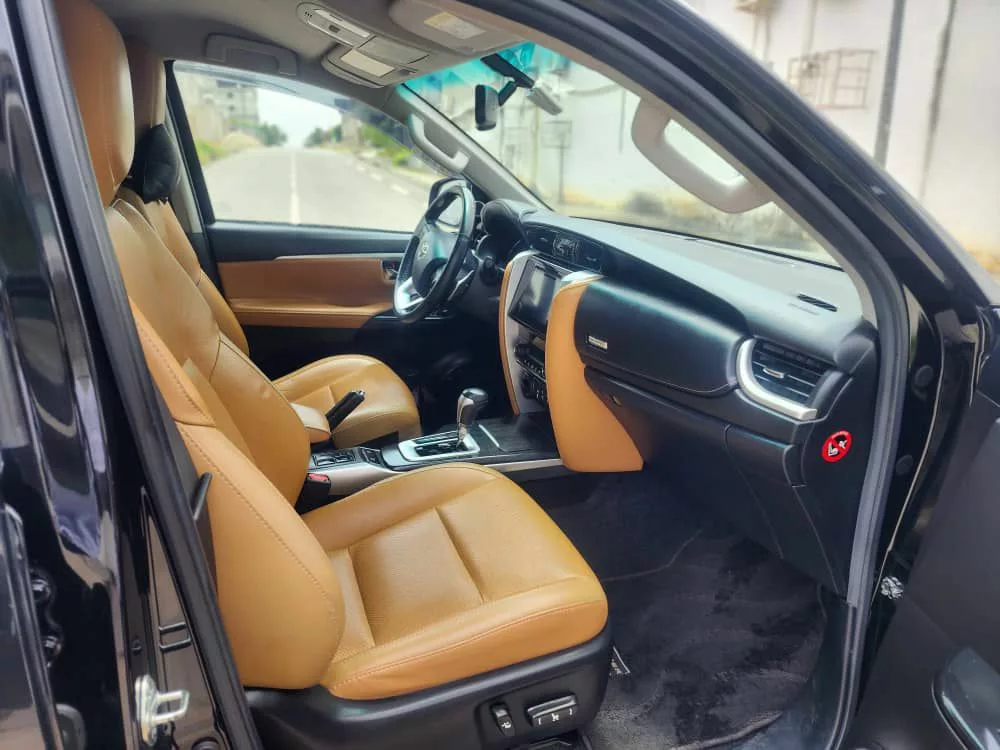 Toyota Fortuner 2021