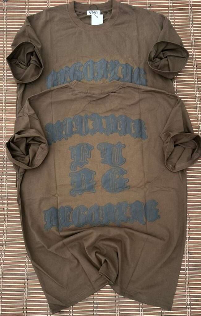 Les tee-shirts 100% coton et bien lourds