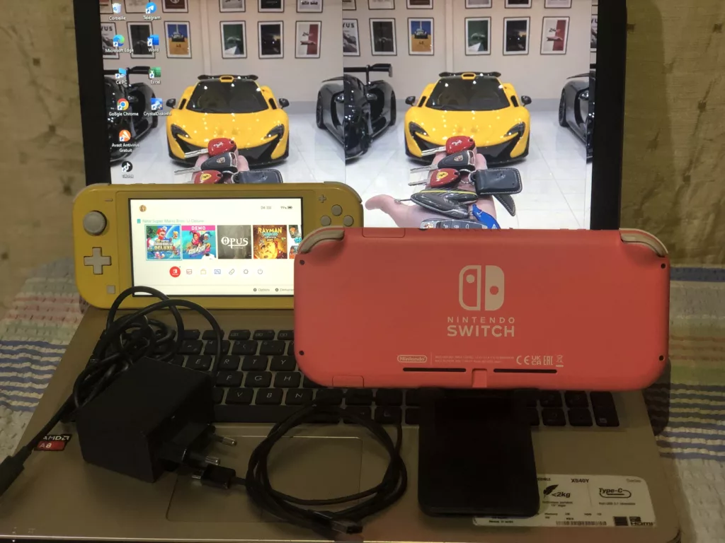 Nintendo switch lite Avec 24 jeux livraison gratuite