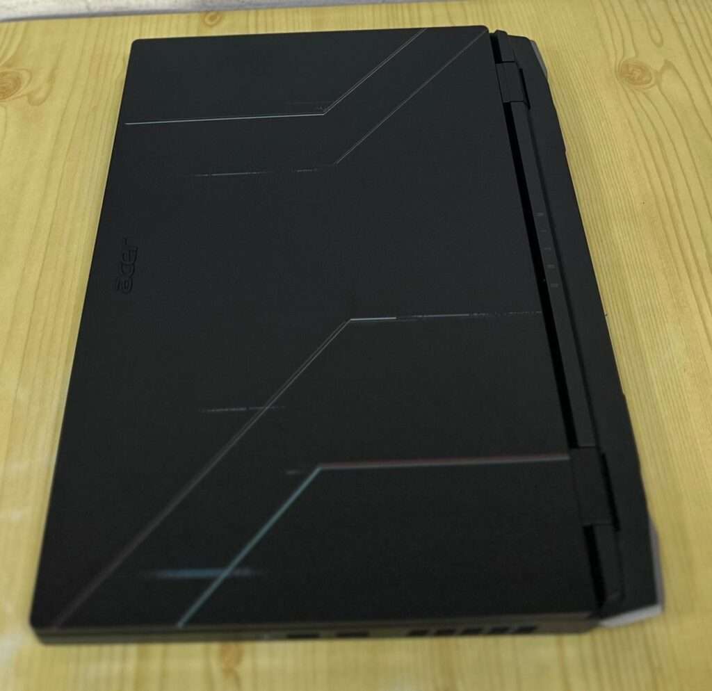 Gamer ACER Nitro AN515-58 core i5 12Th génération RTX 4060 8Gb dédiée quasiment neuf