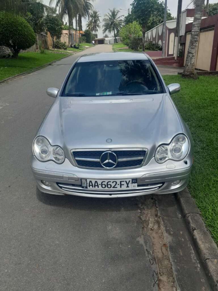 Mercedes C180