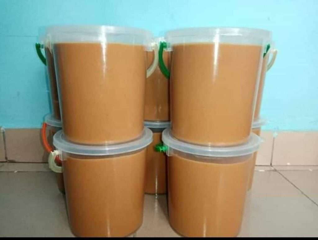 Vente de produits alimentaires, épices cuisinière et produits cosmétiques : beurre de karité