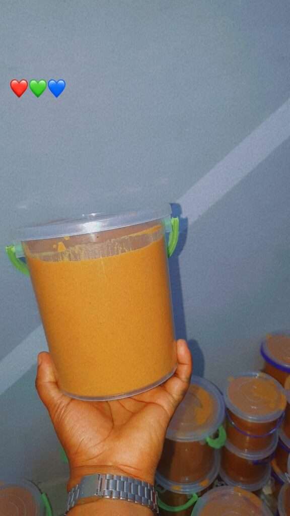 Vente de produits alimentaires, épices cuisinière et produits cosmétiques : beurre de karité