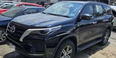 Vend TOYOTA FORTUNER 4 cylindres 2024