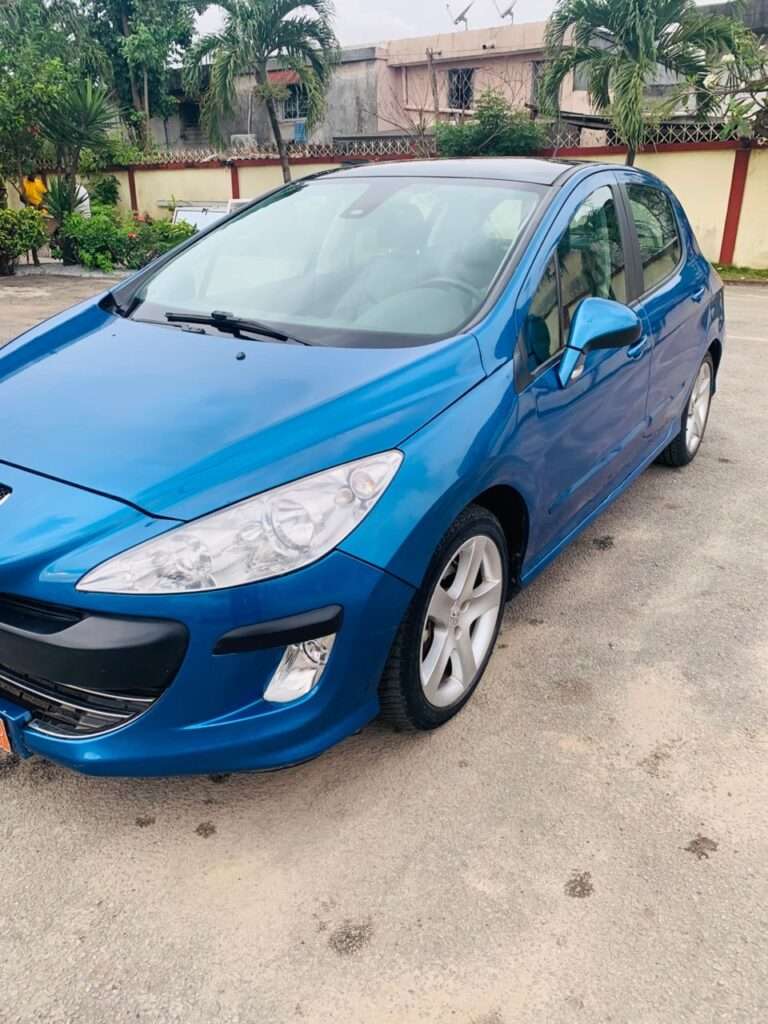 PEUGEOT 308 Full Option