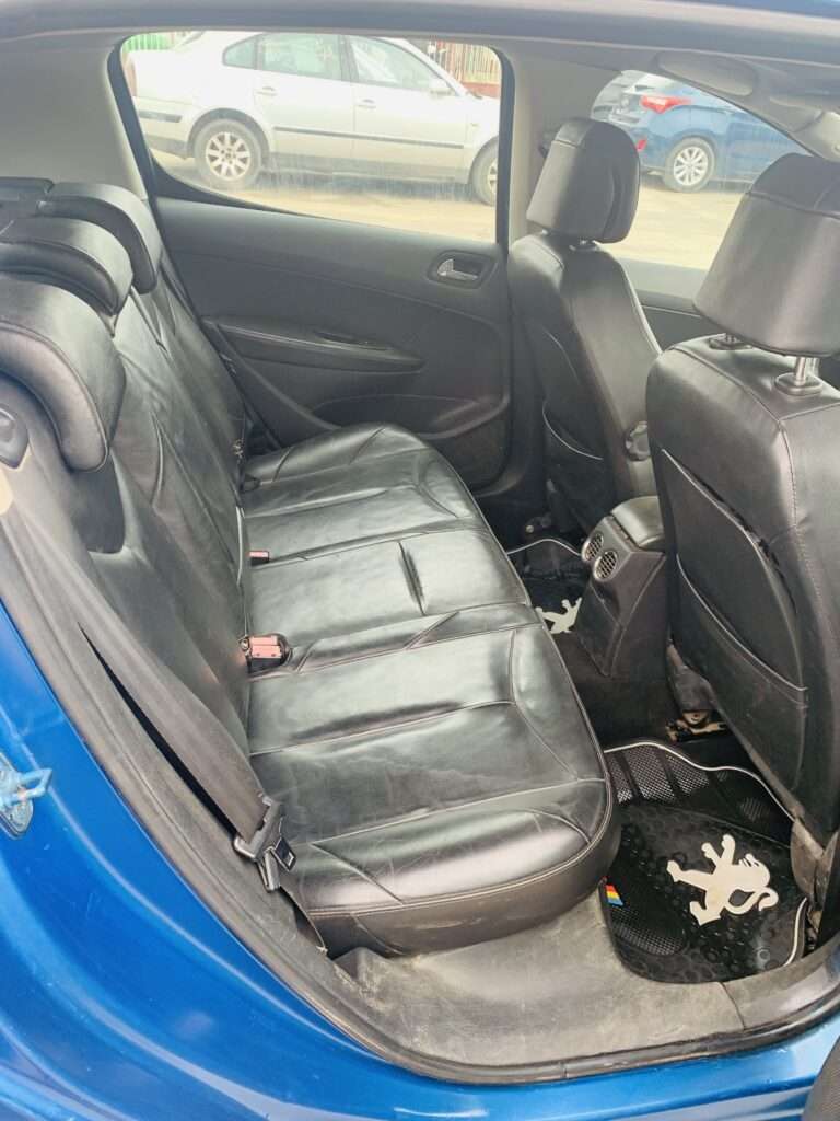 PEUGEOT 308 Full Option