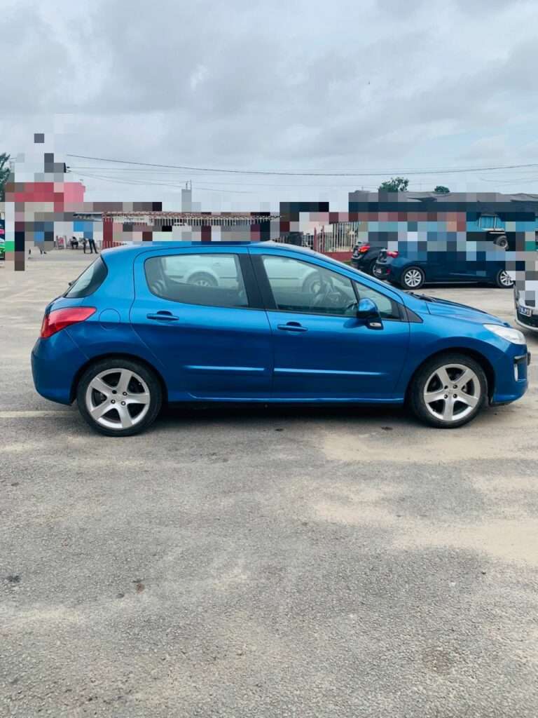 PEUGEOT 308 Full Option