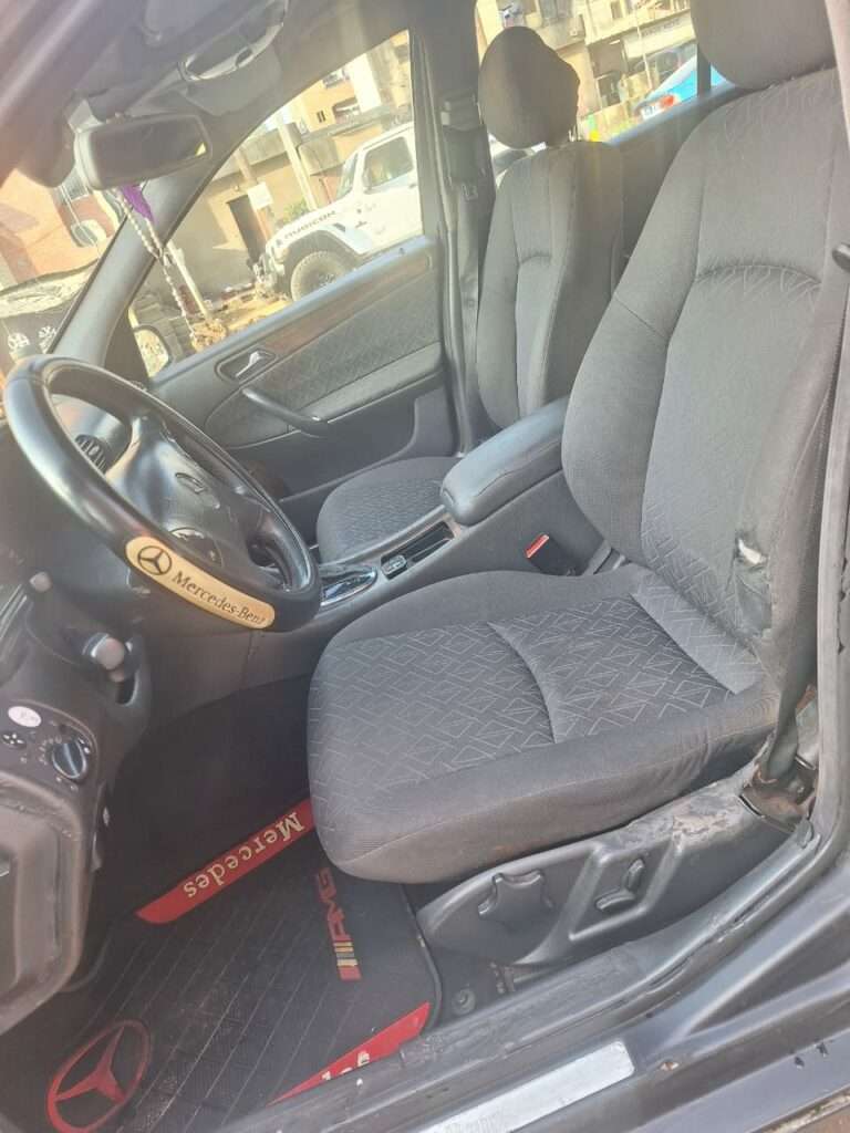 MERCEDES C200 4 CYLINDRES