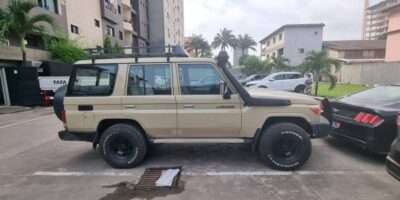 Vend Toyota Land cruiser J70 azawad année 2015