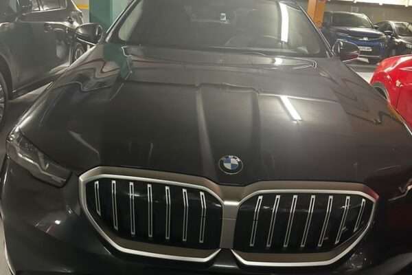 BMW SÉRIE 520i année 2024 neuf full options