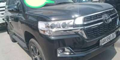 Vend TOYOTA LAND CRUISER GXR V8 DIESEL ANNÉE 2020