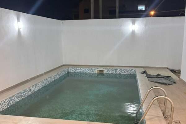 EN VENTE VILLA DUPLEX DE 08 PIÈCES AVEC PISCINE A ANGRÉ GESTOCI