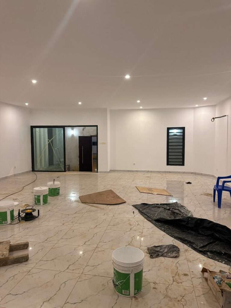 EN VENTE VILLA DUPLEX DE 08 PIÈCES AVEC PISCINE A ANGRÉ GESTOCI