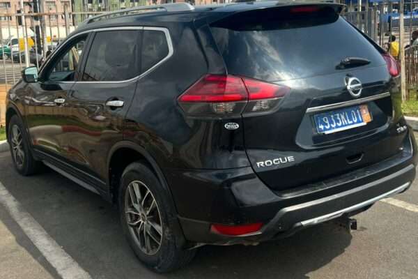 Nissan Rogue 2017, essence