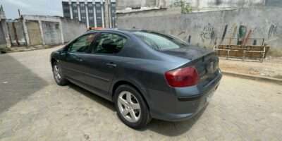 Peugeot 407 à vendre, boîte manuelle