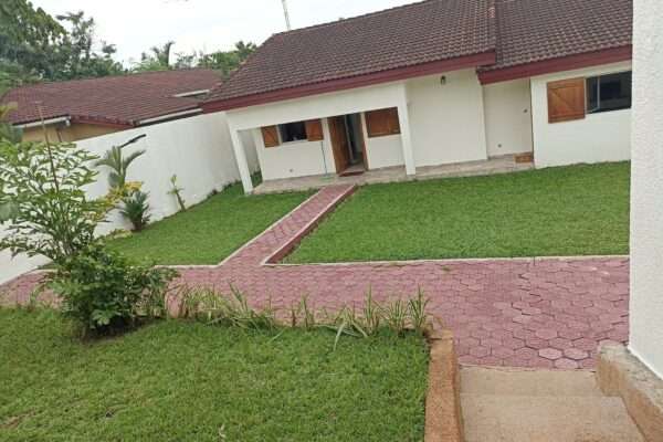 EN VENTE VILLA BASSE AU VALLON
