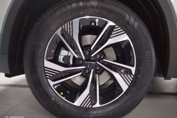 BAIC X7