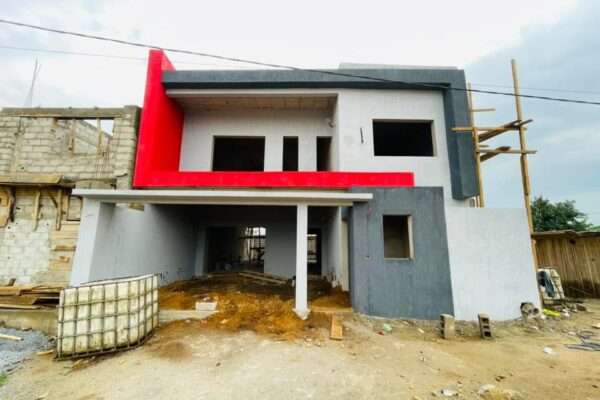 VILLA DISPONIBLE