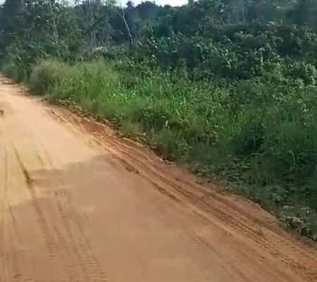 TERRAIN AGBOVILLE