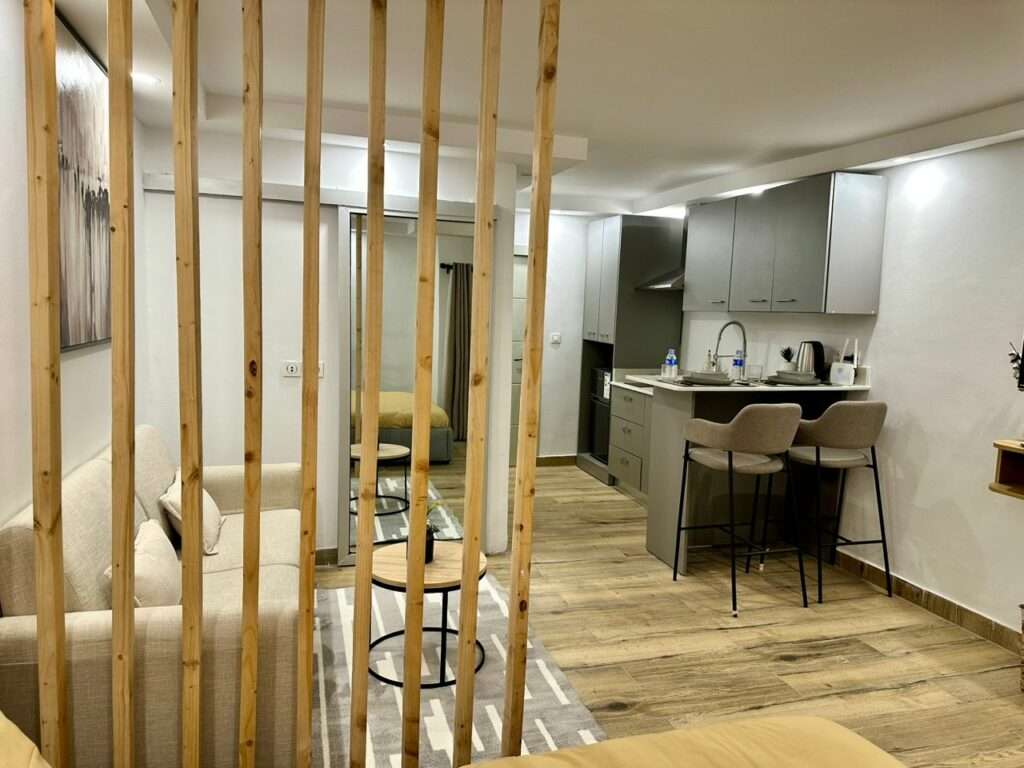 Studio meublé au vallon