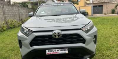 Vente voiture Rav 4 2019/2020 (Hors taxe)