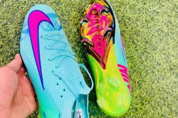 Crampons Nike