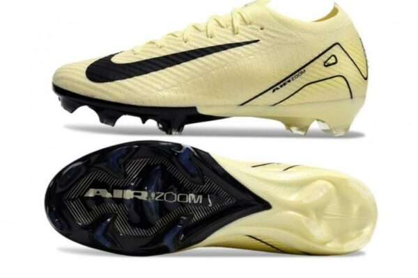 Crampons Nike
