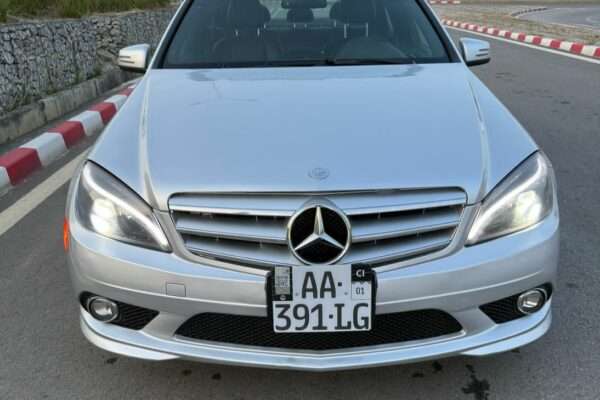 MERCEDES C300 2010 EN VENTE