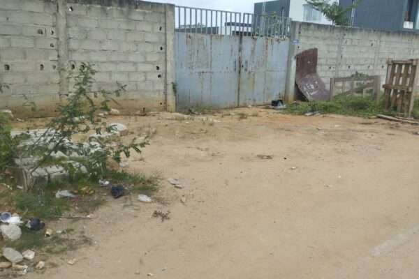 Riviera golf4 Lot 2000m² avec ACD EN VENTE bordure de route