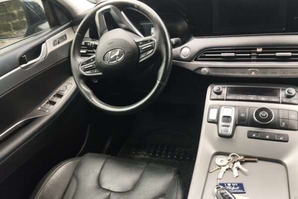 Hyundai palissade année 2021 V6 7 places assises
