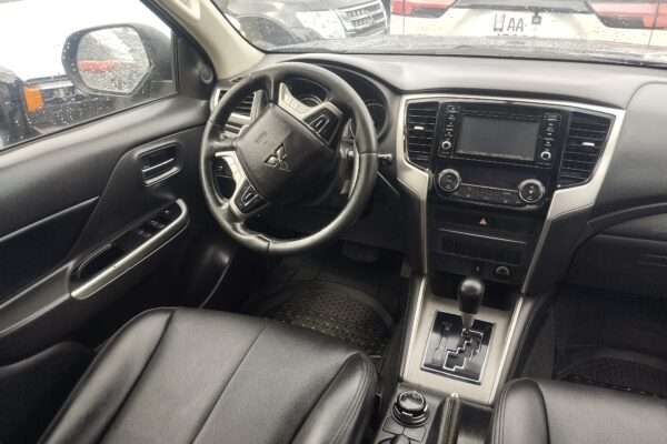 Pick-up Mitsubishi L200 sportero automatique 2020