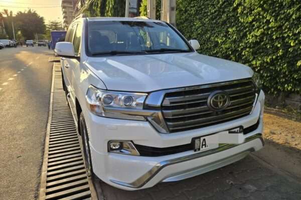 Toyota Land cruiser V8 diesel boite automatique