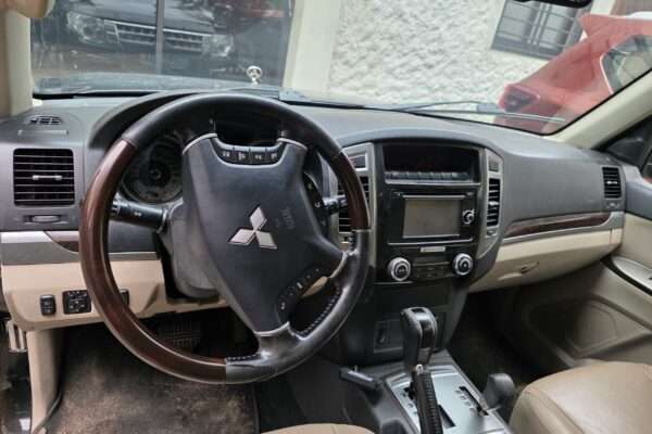 À vendre Mitsubishi Pajero GLS V6 2019