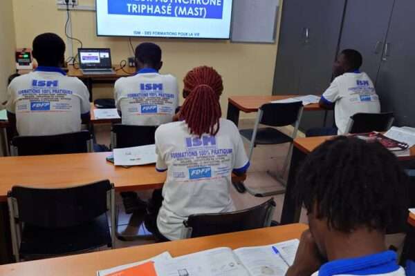 FORMATIONS QUALIFIANTES INDUSTRIELLES 100% PRATIQUES